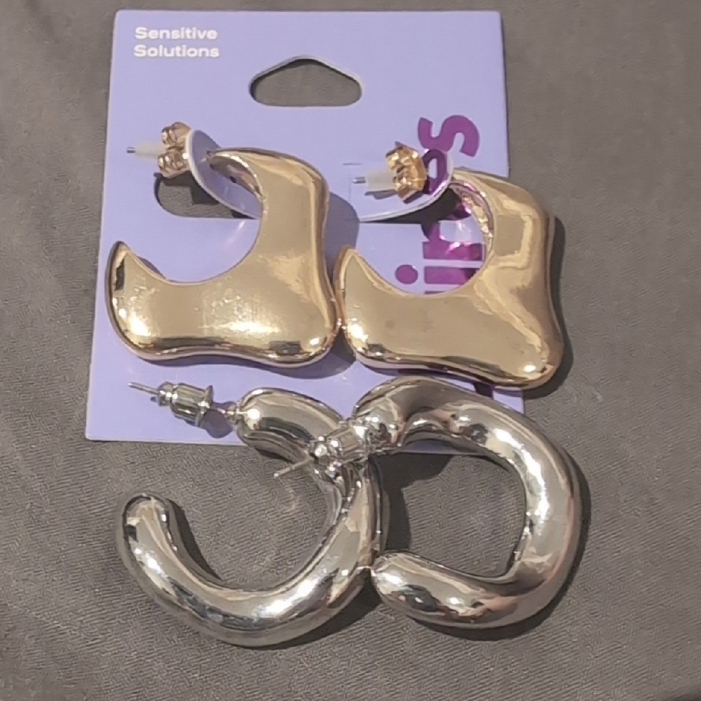 NEW Gold and Silver Hoop Earrings Set
